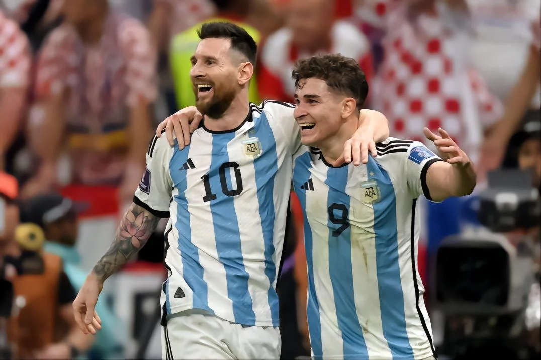 河床战术布置详解,主帅重点强调防守反击的简单介绍 河床战术布置详解,主帅重点强调防守反击的简单介绍