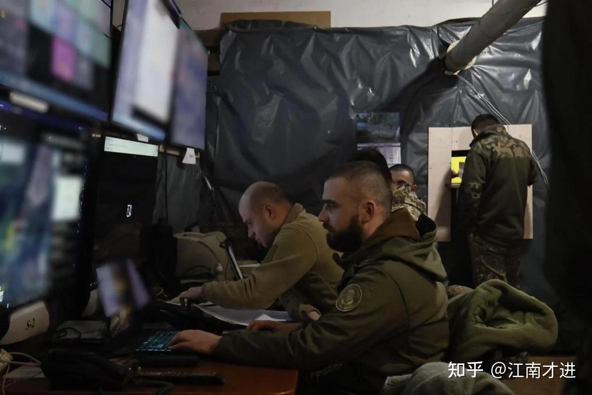 关于乌克兰冲击高空,英雄气概十足的信息 关于乌克兰冲击高空,英雄气概十足的信息