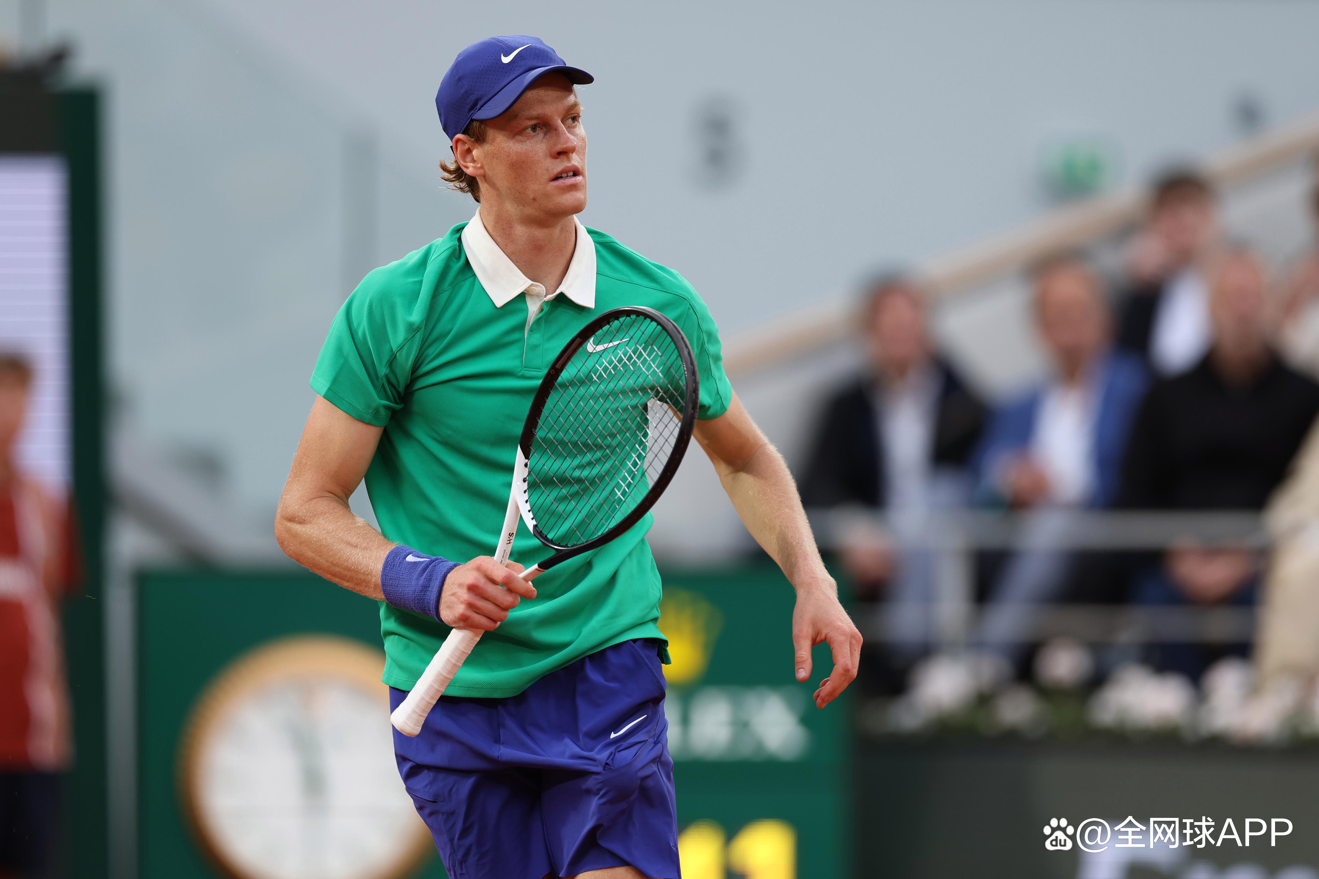 杏彩体育官网-法国选手奋勇拼搏成功攀上领奖台