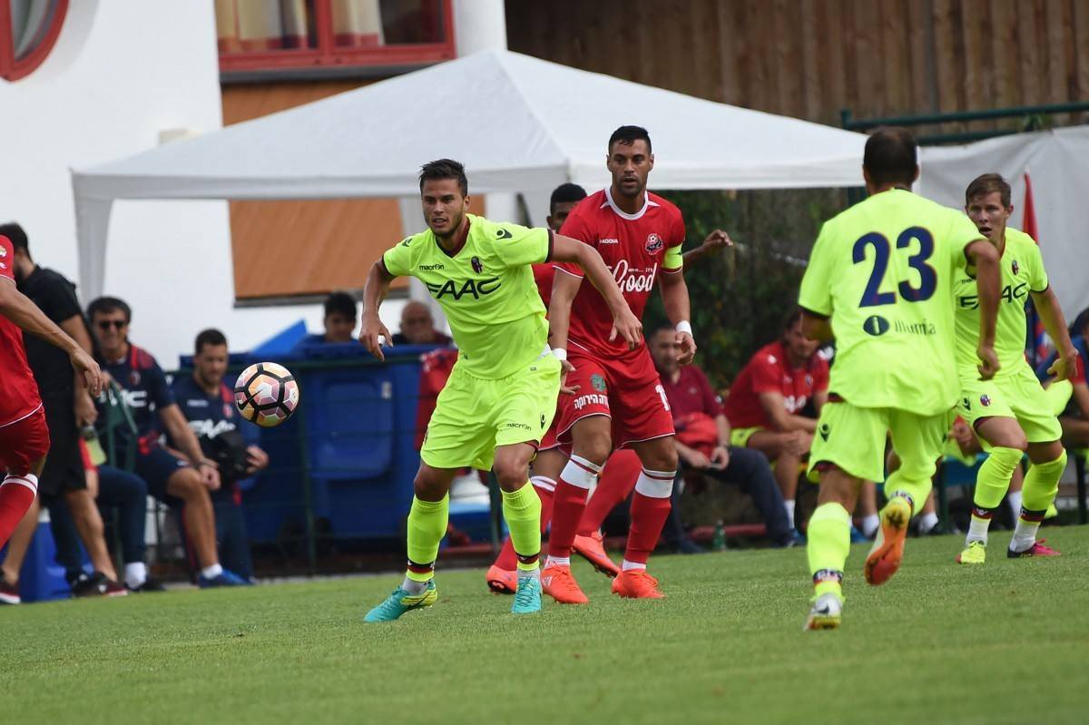 杏彩体育app下载-克罗托内力挽狂澜，客场胜利令人振奋