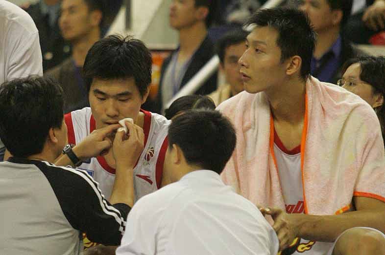 杏彩体育app-广州富力成绩波动频繁，球员整体状态不佳