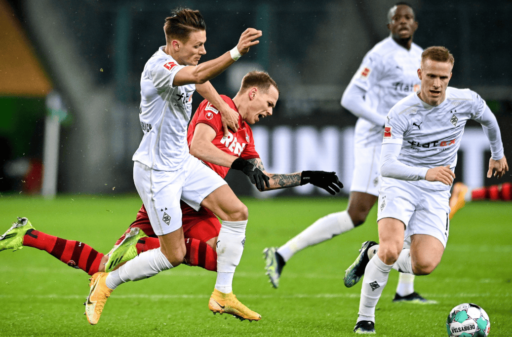 关于门兴格拉德巴赫凭借团队合作,成功击败对手的信息 关于门兴格拉德巴赫凭借团队合作,成功击败对手的信息