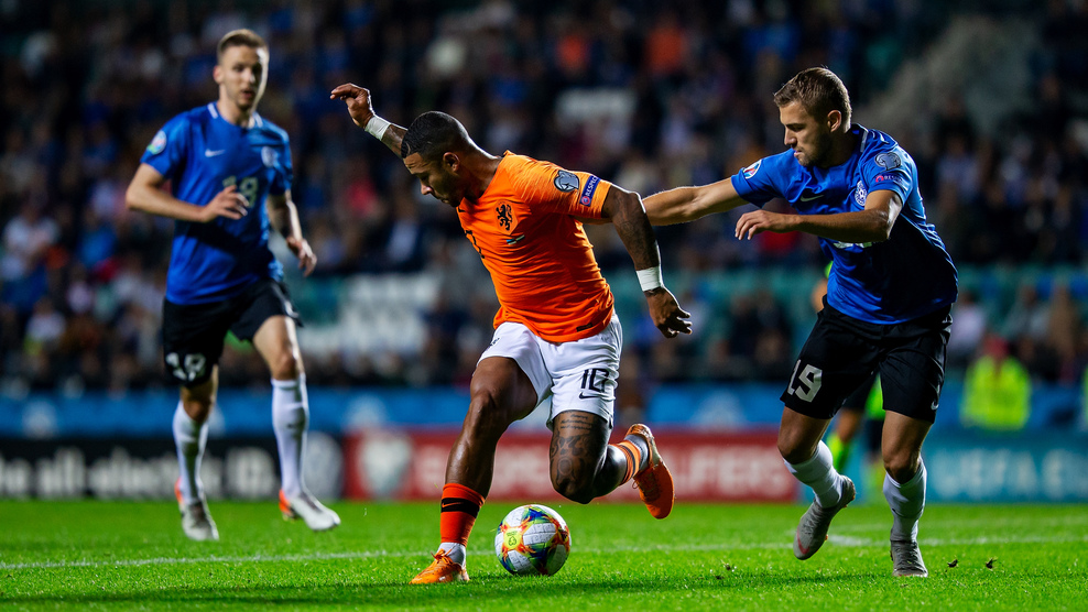 荷兰主场大胜爱沙尼亚，提前晋级淘汰赛