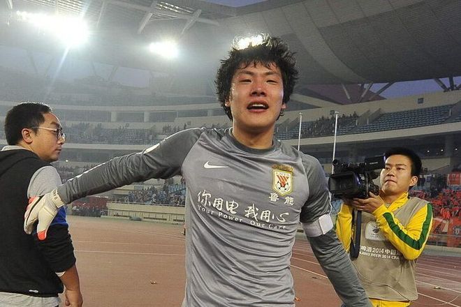 杏彩体育平台-山东鲁能后卫因累计黄牌停赛，防线薄弱的简单介绍