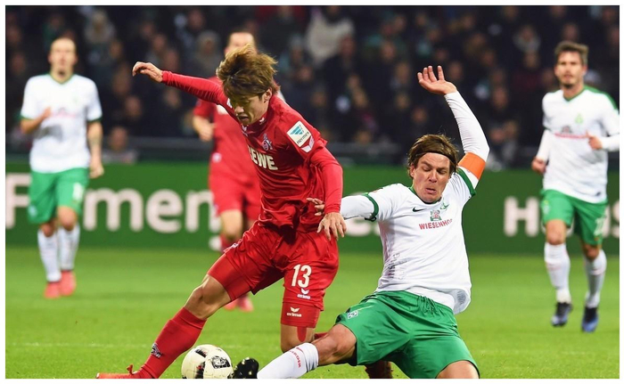 包含弗赖堡队成功压制对手，主场取得连胜的词条