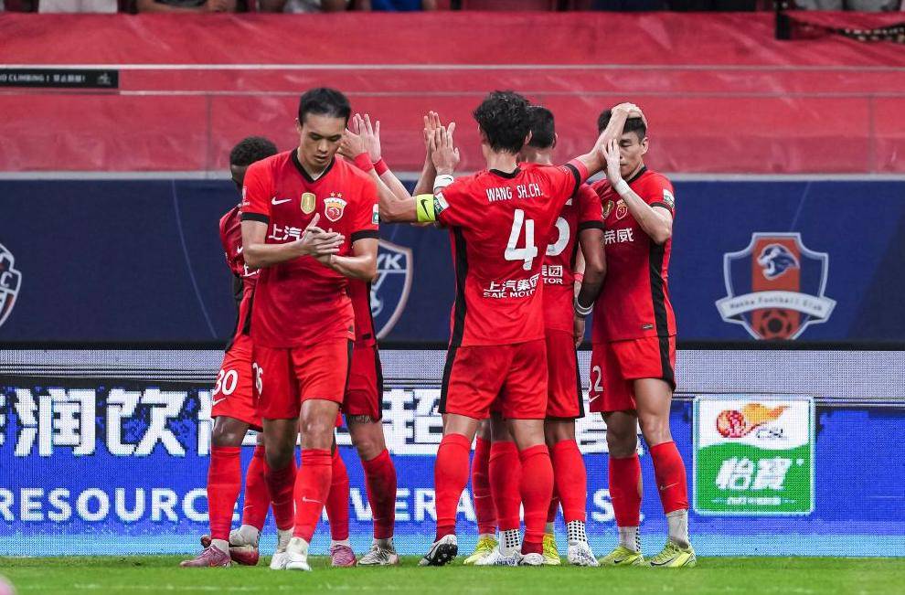 杏彩体育网页版登录入口-关于艰难挑战！争冠球队在比分激烈竞逐中拼搏的信息