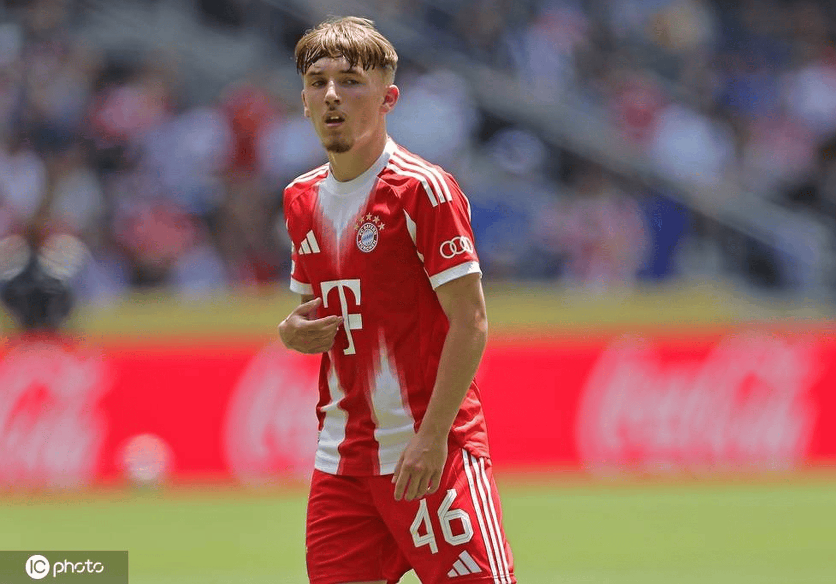 拜仁慕尼黑明星球员受伤，或将缺席下一场比赛的简单介绍