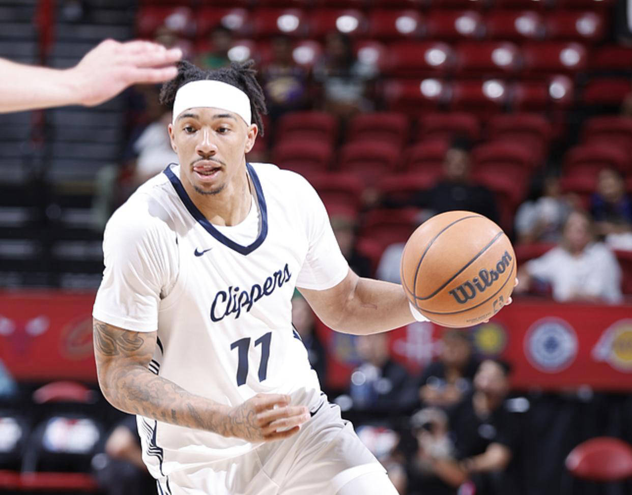 灰熊惨败快船，小组赛失去连胜势头